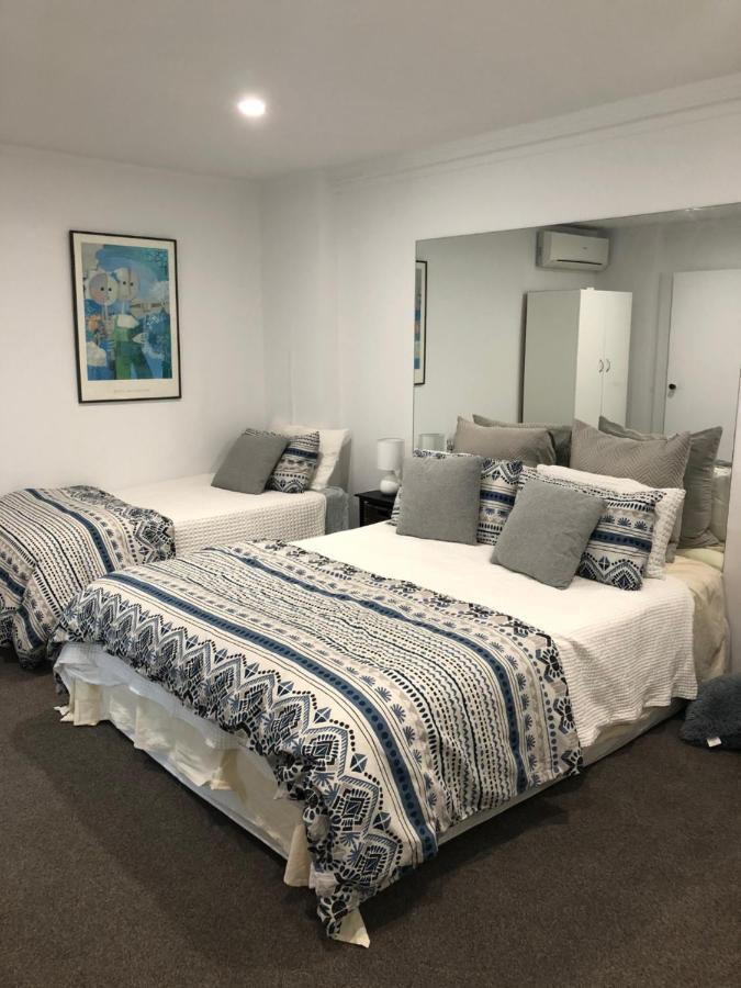 Waikaraka Beach, Spacious & Very Comfortable Whangarei Heads Exteriör bild
